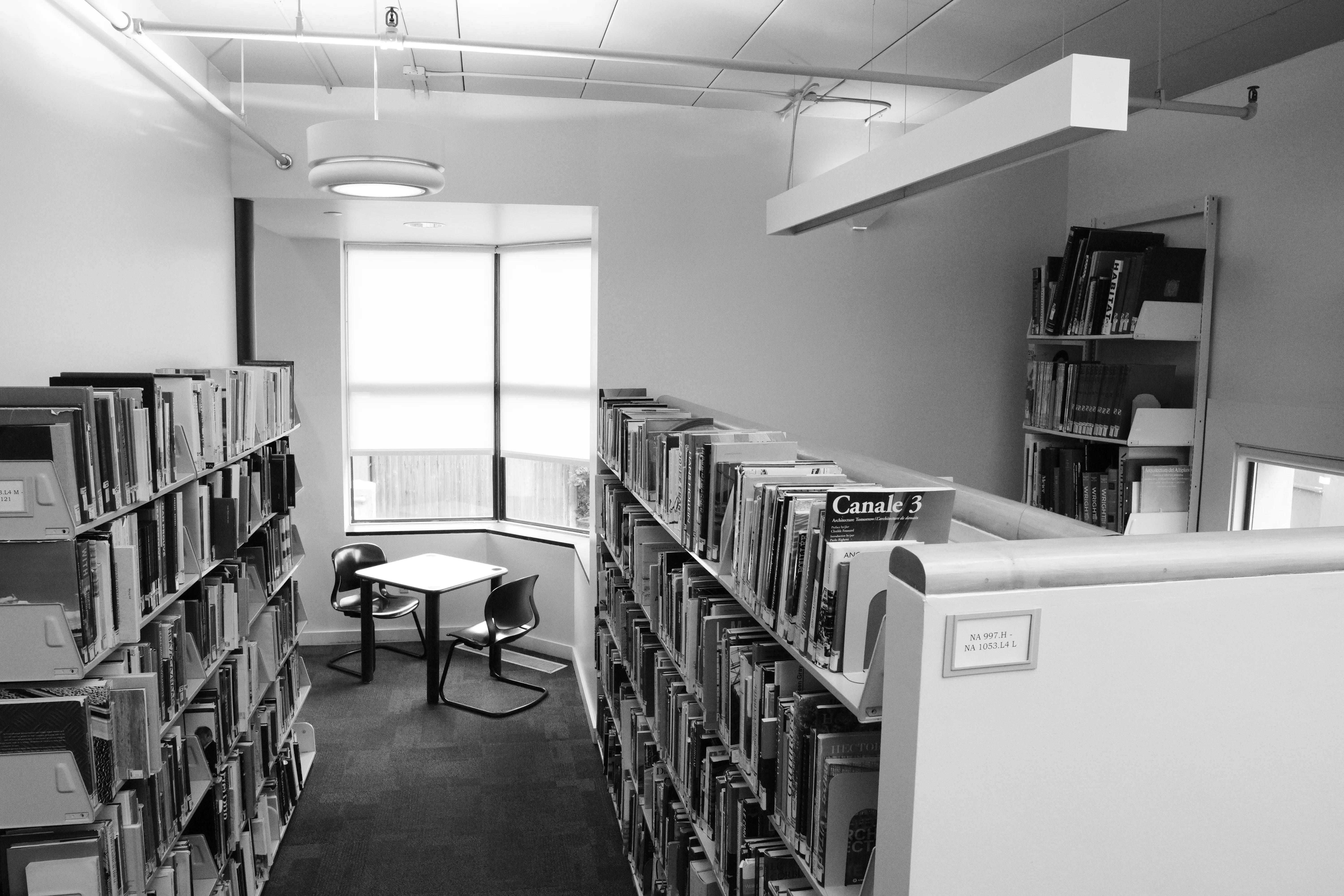 Photo of Architecture Library mezzanine by Hamilton Carney